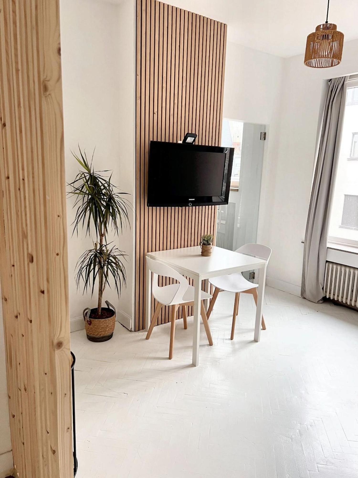 Comfortable Studio In Brussels 35M² Terrace With Bbq Exterior photo