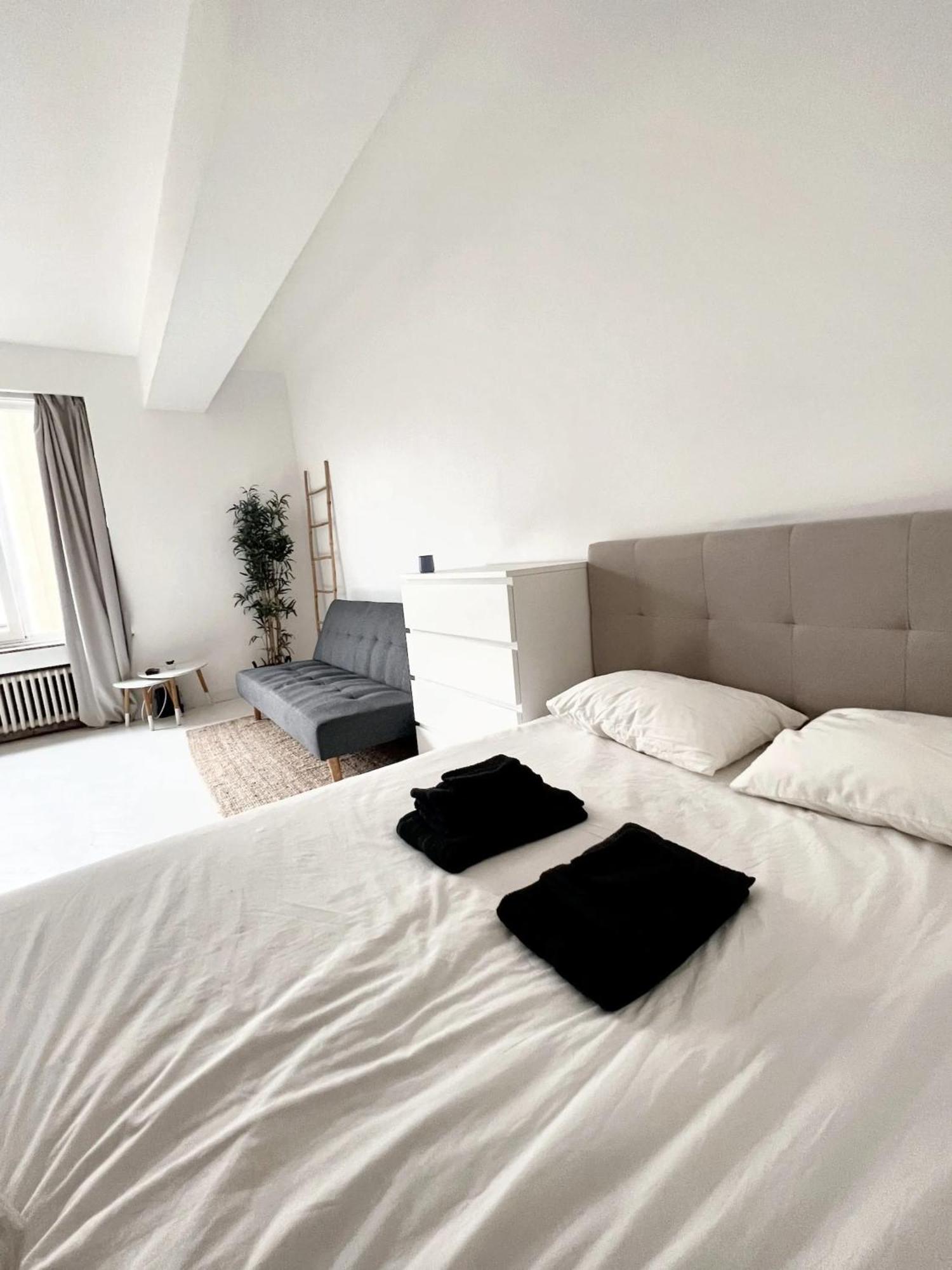 Comfortable Studio In Brussels 35M² Terrace With Bbq Exterior photo